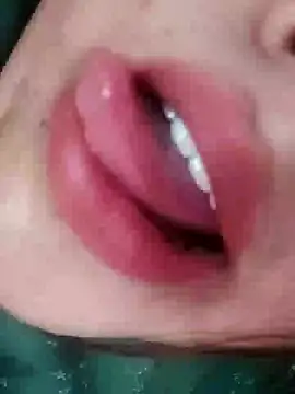 Srishtijain51 online show from 10/19/25, 08:37