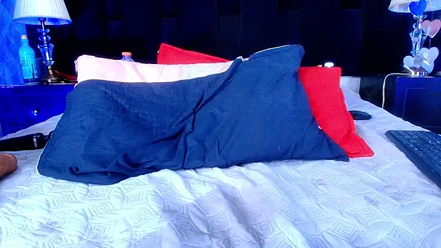 shelsyloreds online show from 02/24/25, 03:09