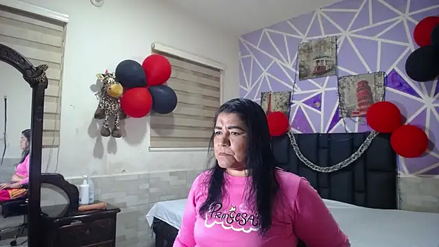 Snapshot of sofia_millerx chatting on 02/06/26, 02:05 sofia millerx online show from 02/06/26, 02:05