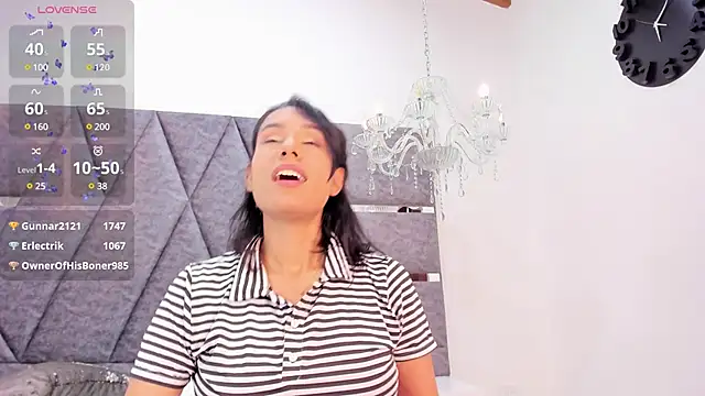 PilarJones  online show from 03/13/25, 12:35