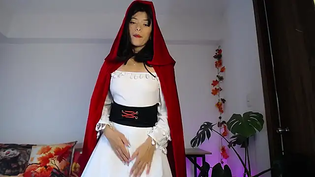 Snapshot of maggie_kay chatting on 10/31/25, 03:24 maggie kay online show from 10/31/25, 03:24