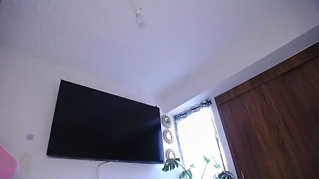 Snapshot of maggie_kay chatting on 11/20/25, 03:34 maggie kay online show from 11/20/25, 03:34