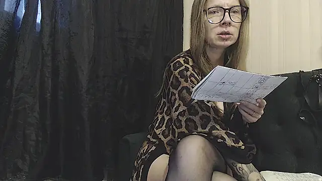 alexandra zaryanova online show from 10/22/25, 01:33