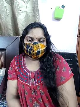 Snapshot of lovely-latha chatting on 09/11/25, 05:13 lovely-latha online show from 09/11/25, 05:13