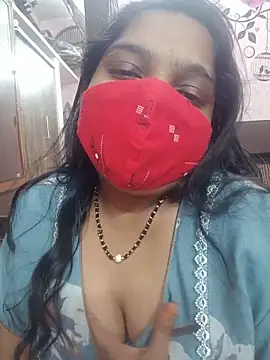 Snapshot of lovely-latha chatting on 05/26/26, 02:35 lovely-latha online show from 05/26/26, 02:35