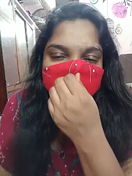 Snapshot of lovely-latha chatting on 05/28/26, 05:43 lovely-latha online show from 05/28/26, 05:43