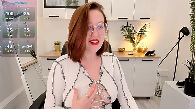 Charmy Gracy online show from 05/15/26, 12:23
