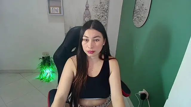 bella 99  online show from 10/22/25, 12:16