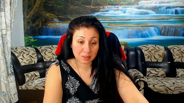 MoistMady online show from 04/08/26, 06:08