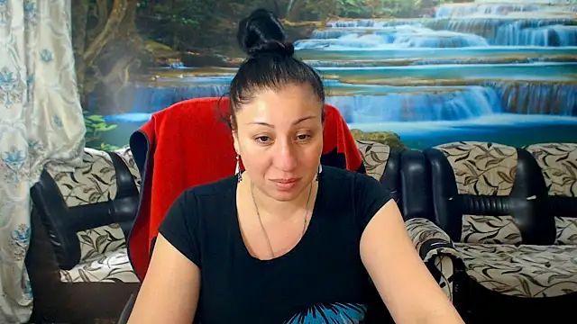 MoistMady online show from 04/13/26, 02:55
