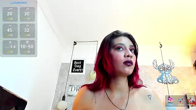 Snapshot of Rebeca_xs chatting on 02/27/25, 10:15 Rebeca xs online show from 02/27/25, 10:15