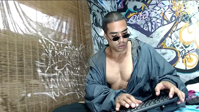 Justin Frank online show from 03/01/25, 03:27