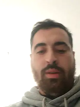 Antonio123499 online show from 12/18/25, 12:06