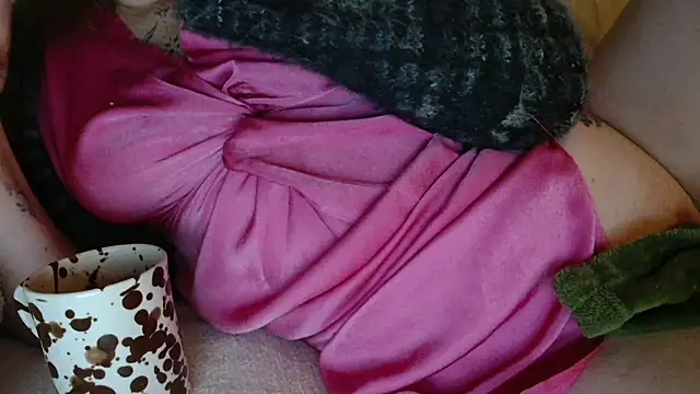 Snapshot of LiquidLeonie chatting on 01/30/25, 09:04 LiquidLeonie online show from 01/30/25, 09:04