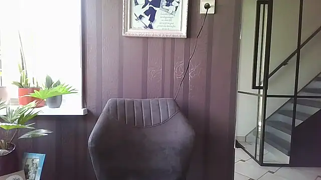 LiquidLeonie online show from 03/17/26, 01:58