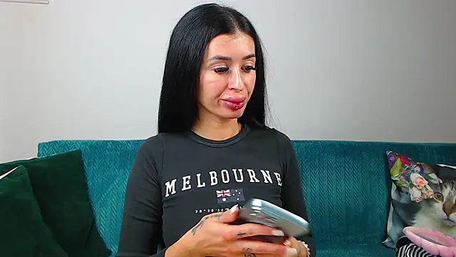 SaraDaisy online show from 02/07/26, 05:49