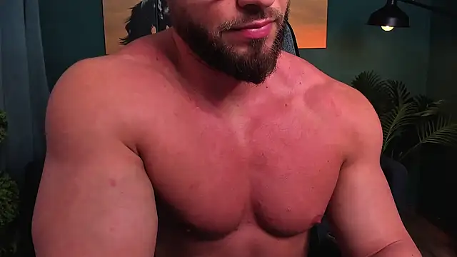 Snapshot of marcobadass chatting on 02/12/25, 01:52 marcobadass online show from 02/12/25, 01:52