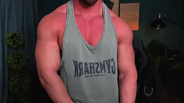 Snapshot of marcobadass chatting on 02/13/25, 11:58 marcobadass online show from 02/13/25, 11:58
