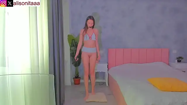 Snapshot of daddysgirl2222 chatting on 02/09/25, 08:22 daddysgirl2222 online show from 02/09/25, 08:22