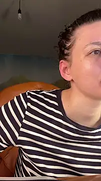 NinaVI online show from 12/29/24, 05:54