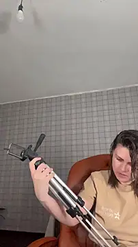 NinaVI online show from 11/30/25, 06:23