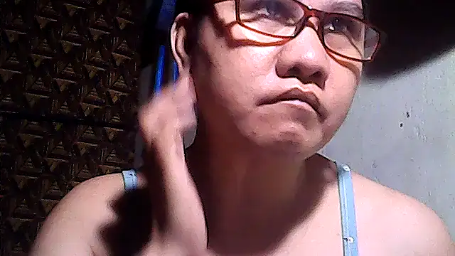 Snapshot of sweetsosie18 chatting on 04/18/26, 07:58 sweetsosie18 online show from 04/18/26, 07:58