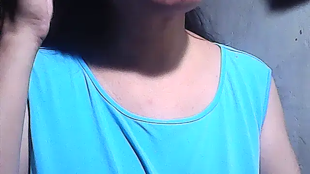 Snapshot of sweetsosie18 chatting on 04/19/26, 06:10 sweetsosie18 online show from 04/19/26, 06:10