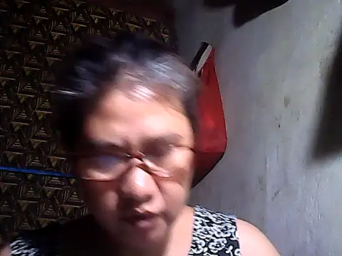 Snapshot of sweetsosie18 chatting on 05/31/26, 12:52 sweetsosie18 online show from 05/31/26, 12:52