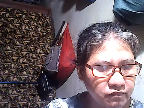Snapshot of sweetsosie18 chatting on 06/03/26, 01:14 sweetsosie18 online show from 06/03/26, 01:14