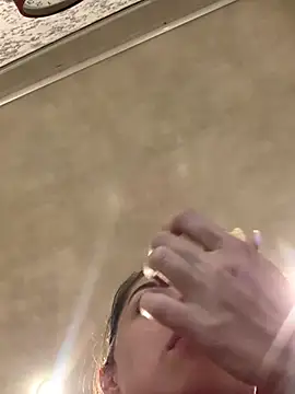 Snapshot of SeducingYoghourt chatting on 10/31/25, 03:24 SeducingYoghourt online show from 10/31/25, 03:24