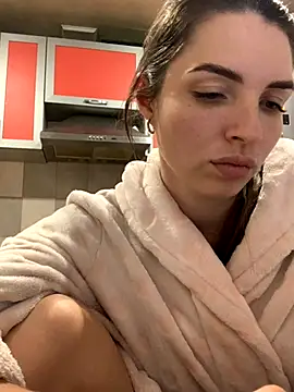 Snapshot of SeducingYoghourt chatting on 11/30/25, 02:21 SeducingYoghourt online show from 11/30/25, 02:21