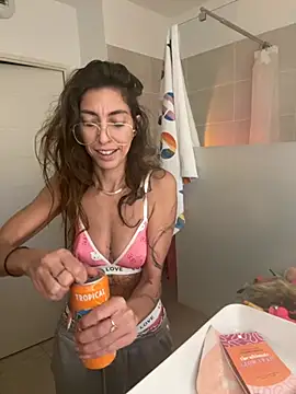 amanilouve online show from 01/16/26, 11:42