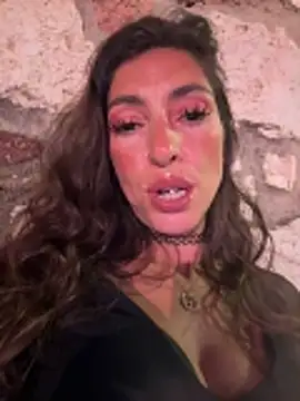 amanilouve online show from 04/12/26, 09:42