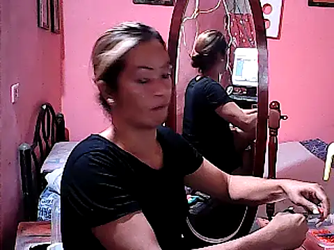 Snapshot of yummy_21xxx chatting on 03/02/25, 03:56 yummy 21xxx online show from 03/02/25, 03:56