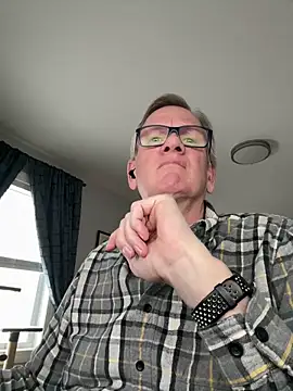 Snapshot of AugWest69 chatting on 02/10/26, 08:35 AugWest69 online show from 02/10/26, 08:35