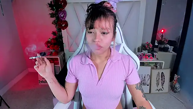 katalina garcia online show from 11/05/25, 10:32