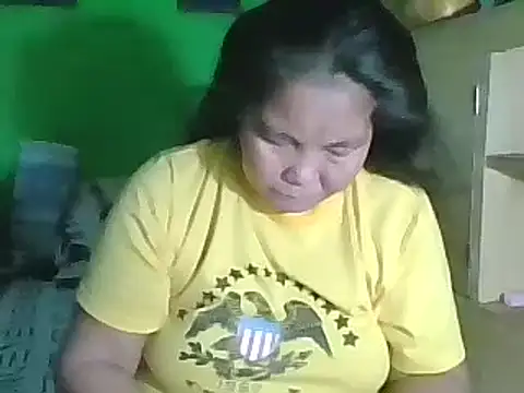 Snapshot of pinay_wild_mature chatting on 01/26/25, 01:31 pinay wild mature online show from 01/26/25, 01:31