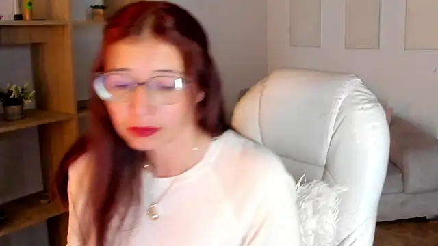 Antonnella 3 online show from 10/18/25, 12:39