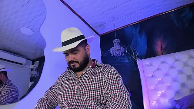 MichaelBear  online show from 12/28/24, 12:03