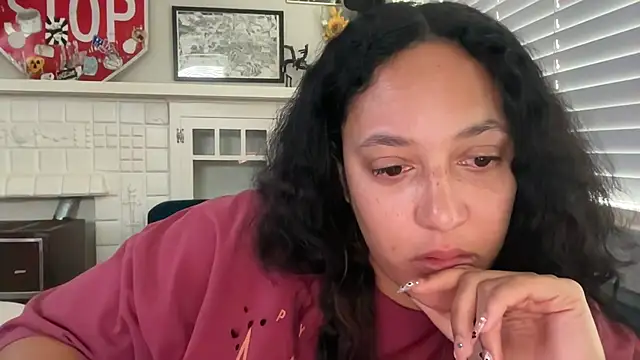 dreamyriri online show from 02/18/26, 12:17