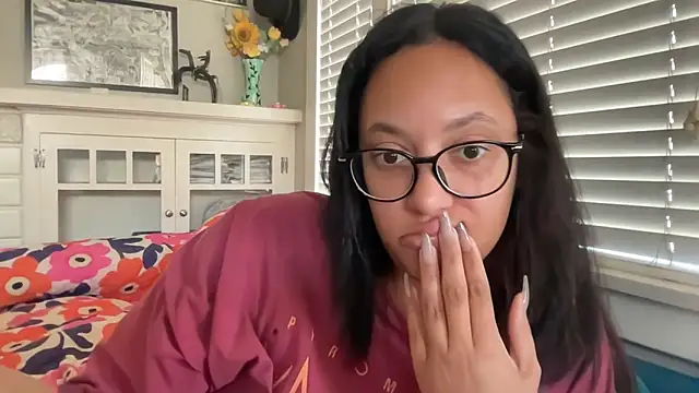 dreamyriri online show from 03/03/26, 06:14