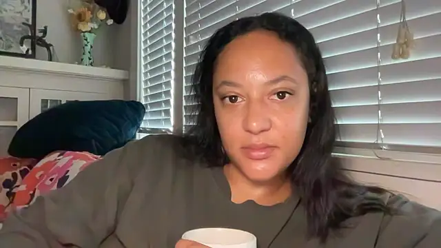 dreamyriri online show from 05/20/26, 01:50