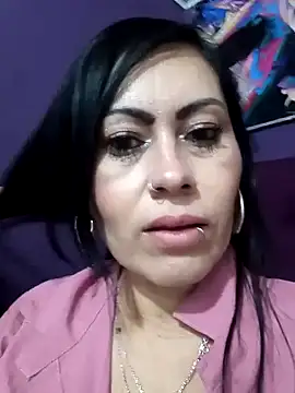 Snapshot of Tania_mature chatting on 03/18/25, 06:15 Tania mature online show from 03/18/25, 06:15