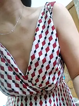 Snapshot of WinterMelon88 chatting on 02/23/25, 10:31 WinterMelon88 online show from 02/23/25, 10:31