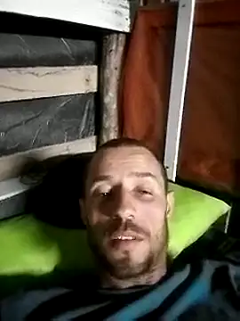 Snapshot of Soulucass chatting on 09/14/25, 02:22 Soulucass online show from 09/14/25, 02:22
