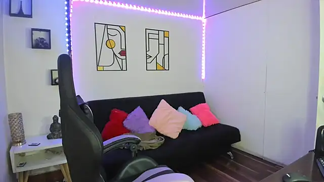 kay marie online show from 01/18/25, 01:41