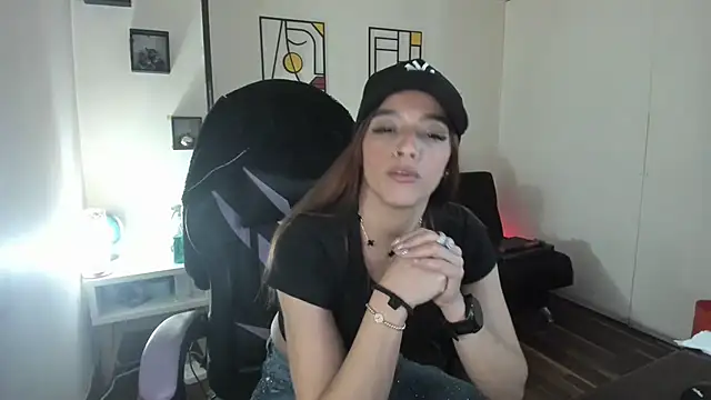 kay marie online show from 12/02/25, 09:21