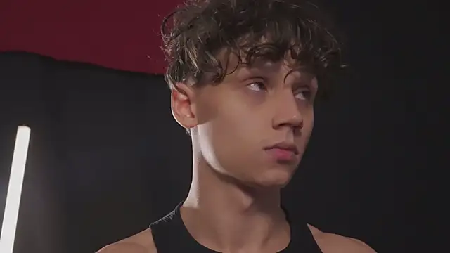 Snapshot of Nicky_neal chatting on 09/29/25, 08:57 Nicky neal online show from 09/29/25, 08:57