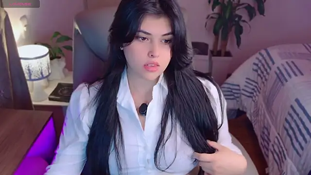 Alyaa s online show from 04/29/26, 02:59