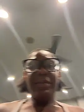 TilaTotti online show from 04/09/26, 06:19